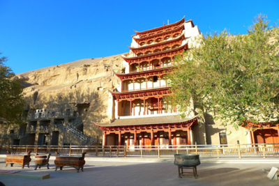 青甘丝路大环线-塔尔寺/青海湖/茶卡天空壹号/水上雅丹/东台吉乃尔湖/翡翠湖/莫高窟/鸣沙山月牙泉/张掖七彩丹霞/祁连大草原/峨堡古城/门源精品6日游